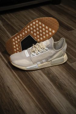 Adidas NMD R1V2 Quilted Aluminum size 10.5