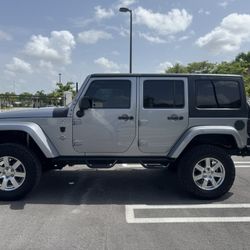 2014 Jeep Wrangler Edición Especial Oscar Mike 