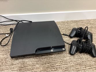 PS3 + 2 controllers + 4 games