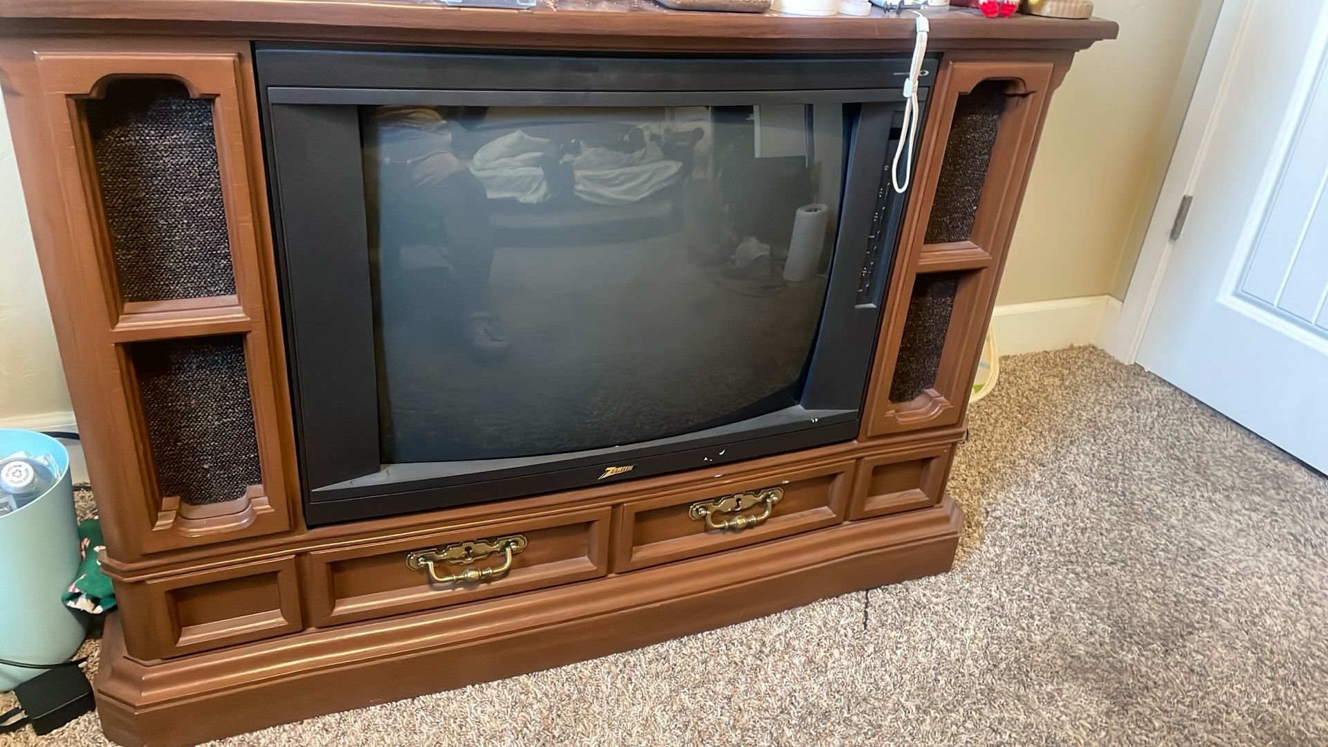 CRT Old School Tv