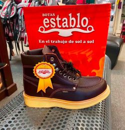 Zapatos de piel marca Establo para trabajar