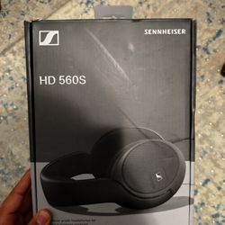 Sennheiser HD 560 S