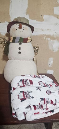 Snowman Plush Decor and Owl Fleece Blanket
