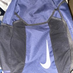 tegenkomen Zilver noodsituatie Nike Academy Team Soccer Backpack for Sale in Long Beach, CA - OfferUp