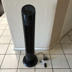 40” OmniBreeze Tower Fan - with Remote - Works Well 👍