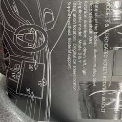 Tesla Model 3 And Y Swivel Bracket For The Screen