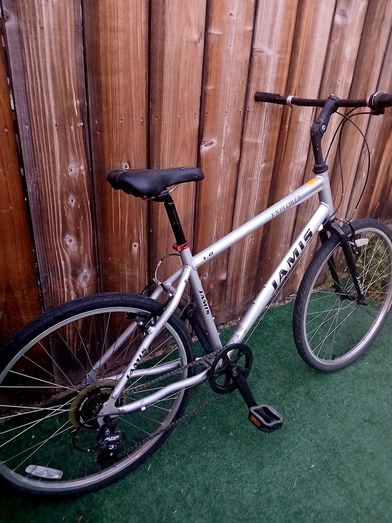 Jamis Riser Rst Bike Jamis Bike 26 Inch for Sale in Modesto, CA - OfferUp