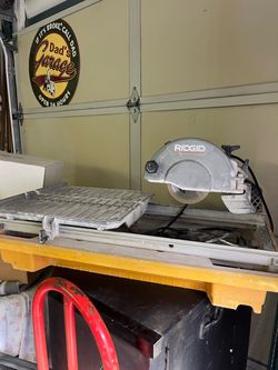 Ridged Wet tile saw