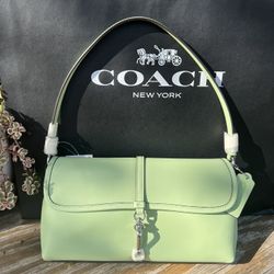 Coach hampton Shoulder Bag 