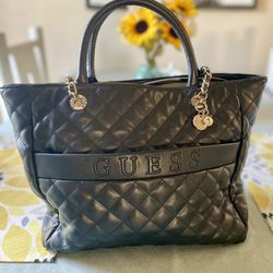 Guess, Tote Style Purse