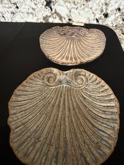 Beautiful 2 Ceramic Seashell-Shaped Dishes