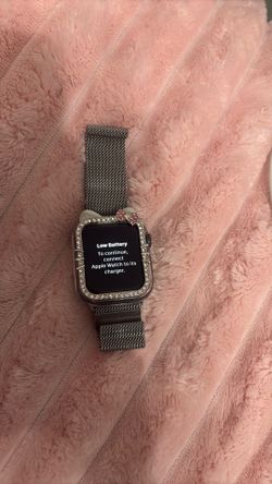 Apple Watch SE 40mm black aluminum, including charger