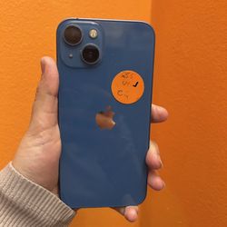 iphone 13 256gb unlocked sold with store warranty 