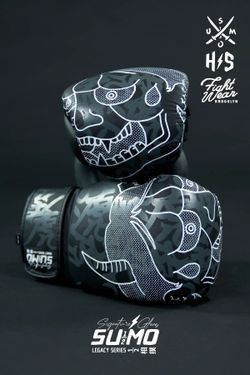 Half Sumo Yurei Boxing Gloves