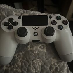 PS4 Controller Pure White