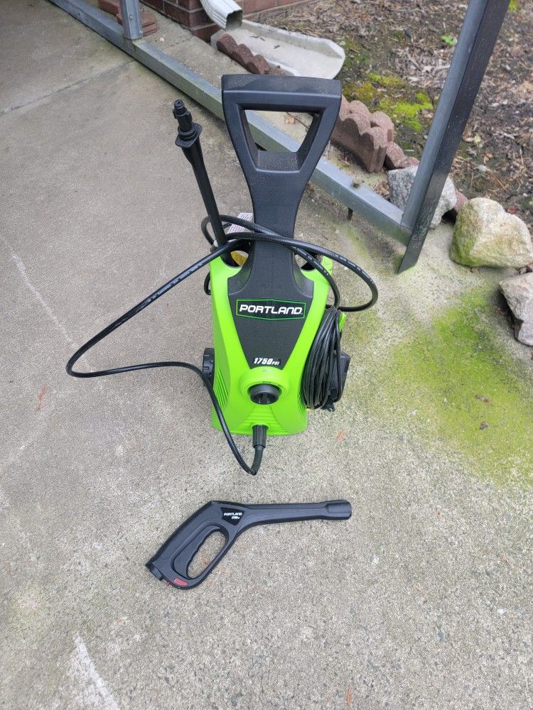 PORTLAND PRESSURE WASHER 1750 PSI - ELECTRIC