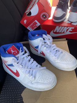 Women’s Air Jordan 1 Mid USA
