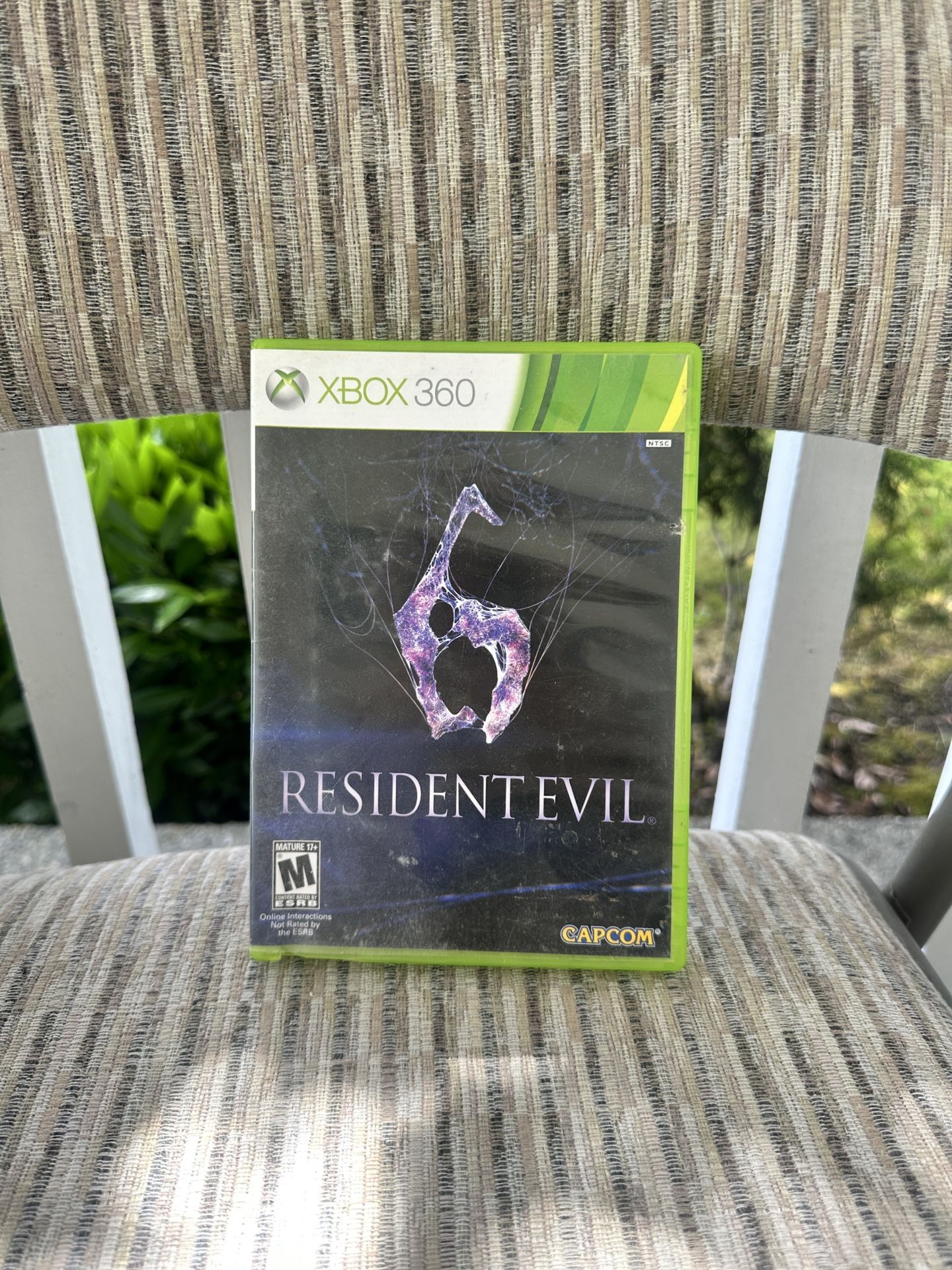 Resident Evil 6 โ Xbox 360 (2 Discs)