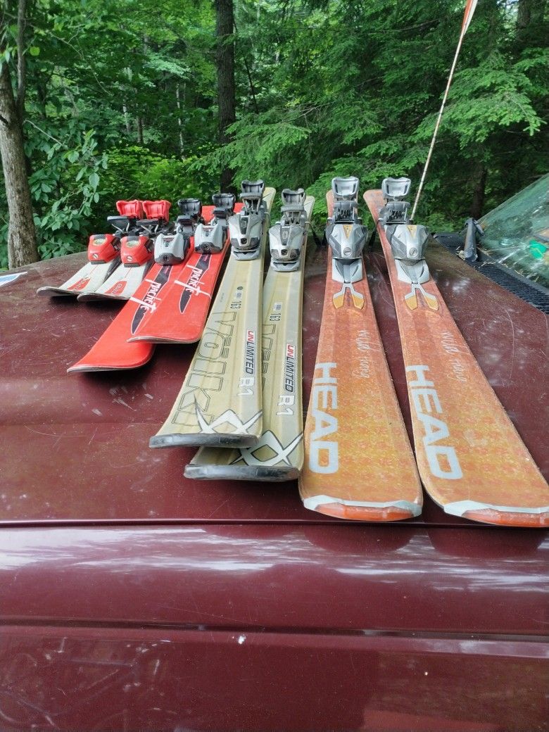 For Set Sets Of Skis 50 Bucks A Set Or $150 For All All The Info You Need Is In The Pictures 