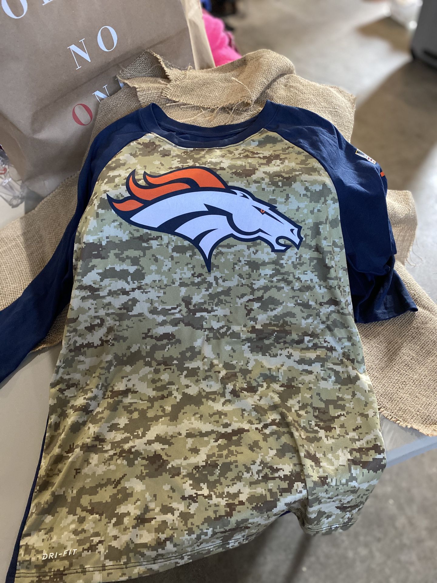 Broncos dri-fit Nike Camo shirt