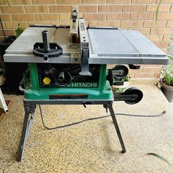 Hitachi 10-in 15-Amp Table Saw