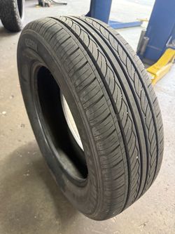 1 used tire 215/65/17 All season