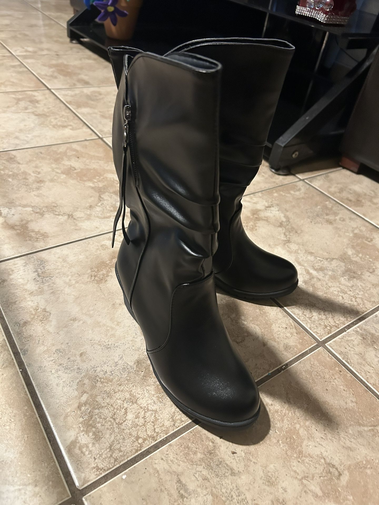 new women's boots size 26