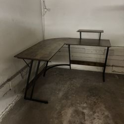 Corner metal And Wood Desk Table 