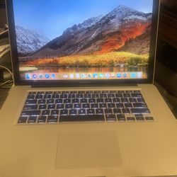 Mac Book Pro 15 “  i7 2012