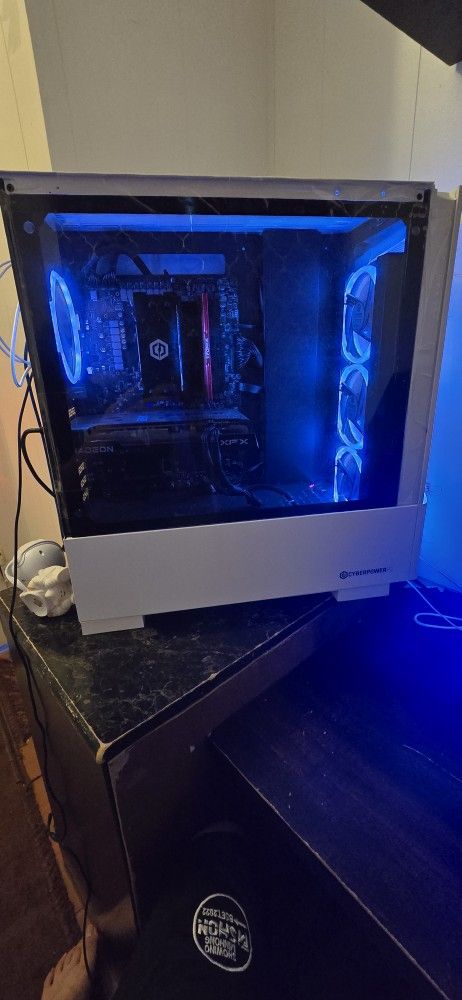 PC Cyberpower 600fps