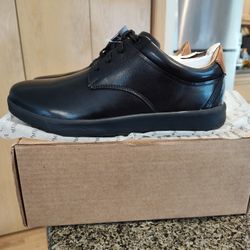 New Florsheim genuine leather oxford shoes. - $69