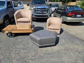 FREE FURNITURE