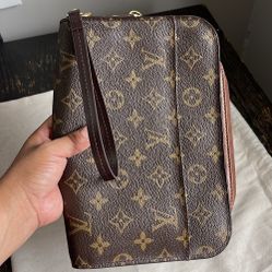 Louis Vuitton Pouch 👝 