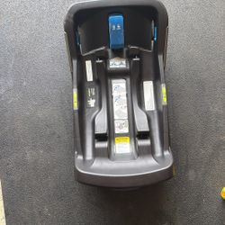 Nuna pipa Car Seat Base