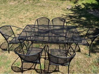 7-piece metal patio table