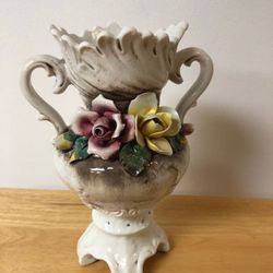 Vintage Capodimonte Vase Bassano Italy