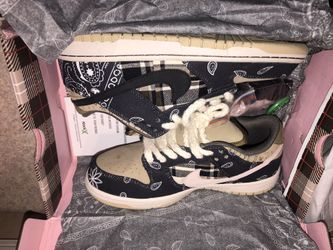 Nike SB Dunk Low Travis Scott