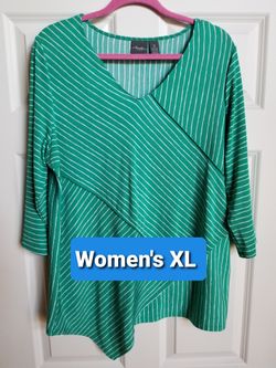 LIKE NEW! Chico's Travelers Womens XL Top Shirt - 3/4 Sleeves