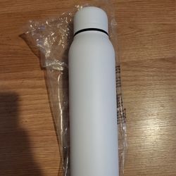 NEW White 16.9oz Insulated double wall stainless steel thermal water bottle, hot , cold drink 