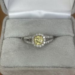Diamond Halo Ring 