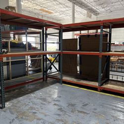 Pallet rack teardrop style