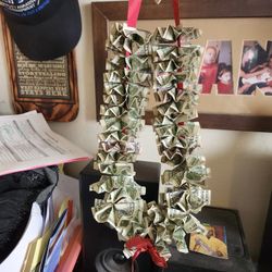 I will Make You A Money Lei. You Provide The Crafts, and I Will make It For $25.00