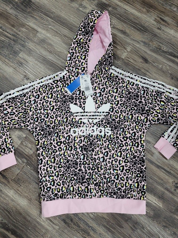 New Adidas pink Cheetah Hooded sweatshirt. Yth XL. Fits women's S/M