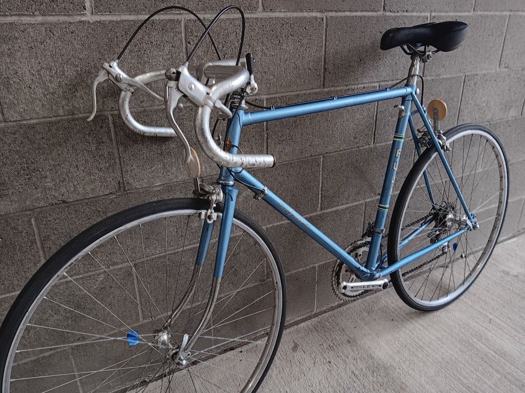 FUJI 12-speed road bike, 58cm, total refurb, old-school cool!