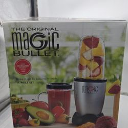 The Original Magic Bullet Express 11 Piece Blender Set - Brand New In Box