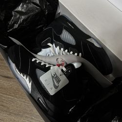 Jordan 5 Retro Og Black Metallic Reimagined 