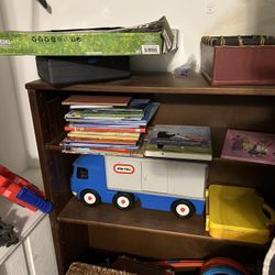 Book Shelf 