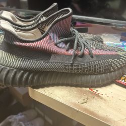 adidas Yeezy Boost 350 V2 100% Authentic