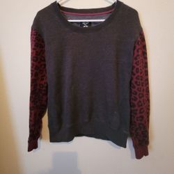 FOX Racing Drop Shoulder Leopard Sweater Size XS