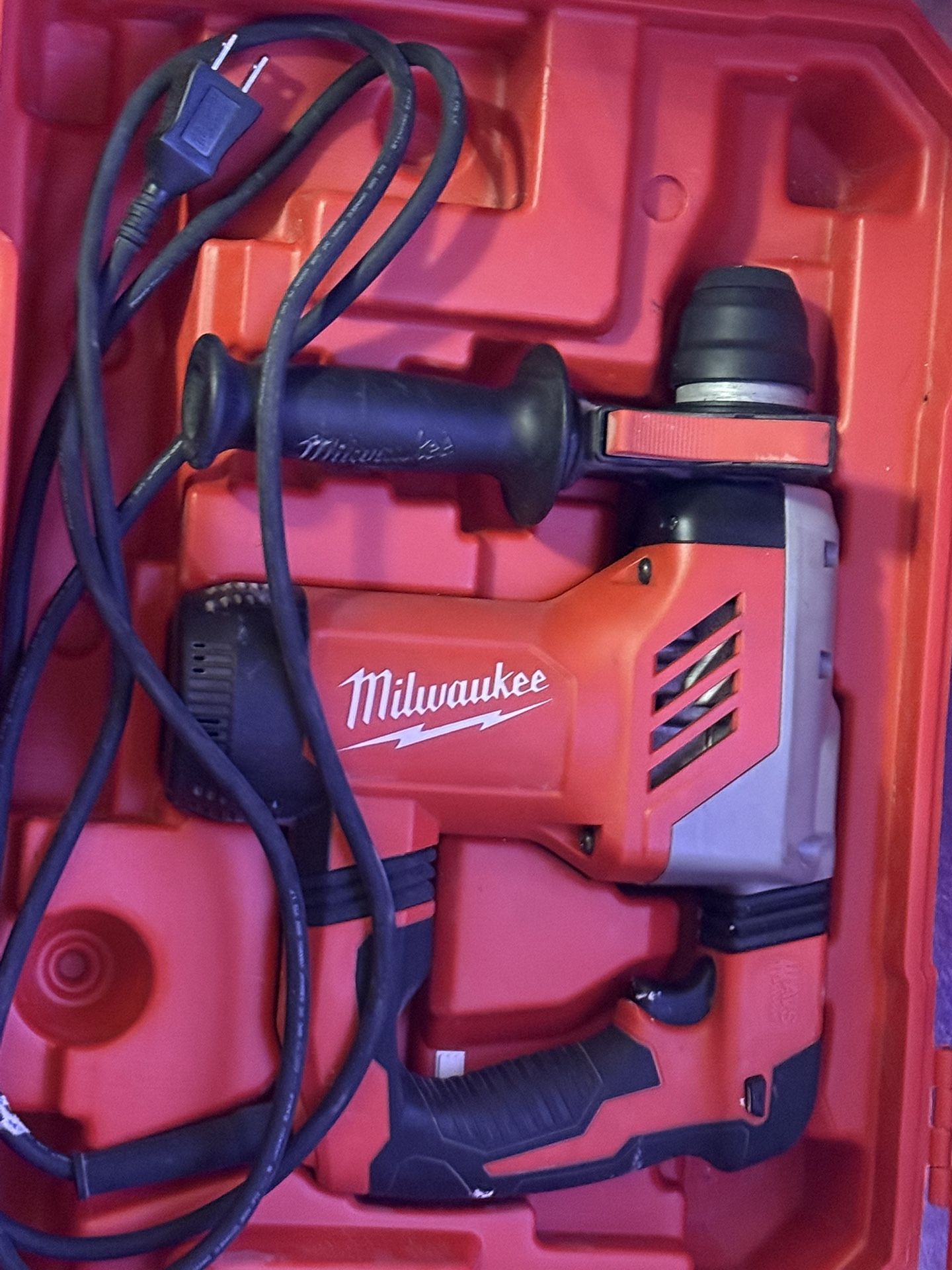 Milwaukee 1-1/8 in. Corded SDS-Plus Rotary Hammer